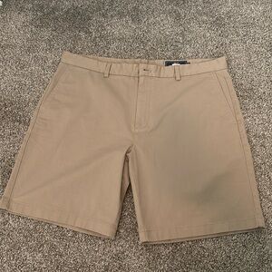 Vineyard Vines khaki shorts